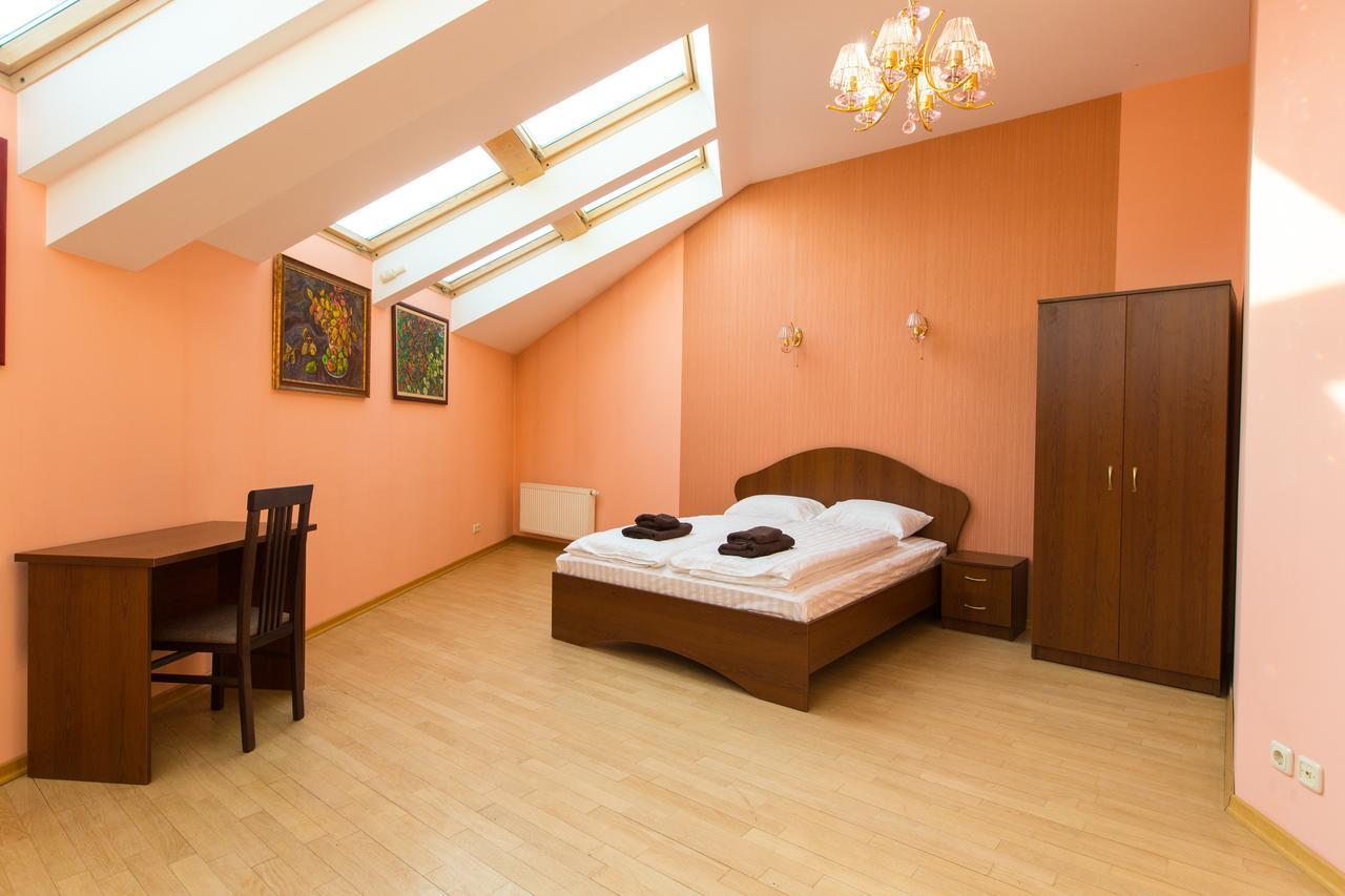 10 Rooms Lvov Exteriér fotografie