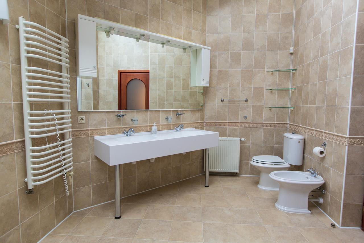 10 Rooms Lvov Exteriér fotografie