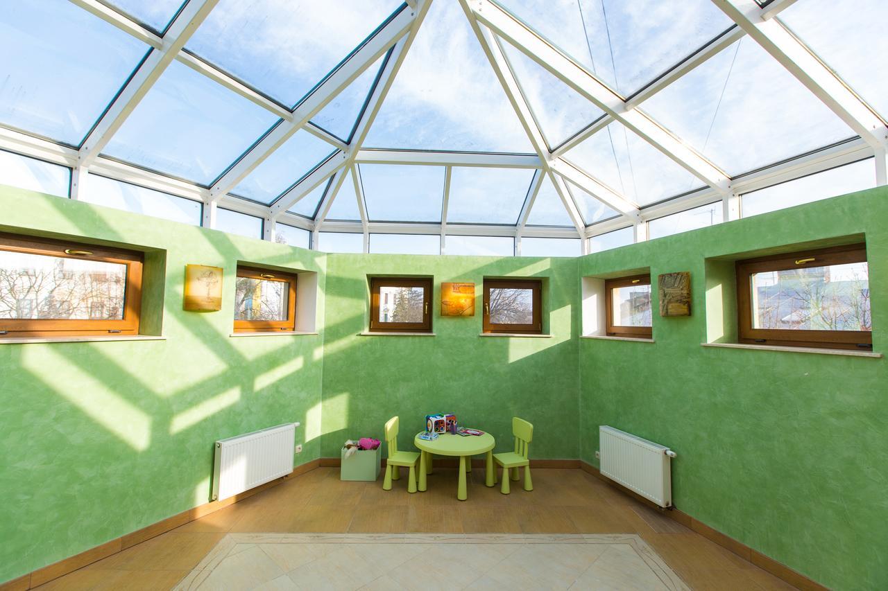 10 Rooms Lvov Exteriér fotografie